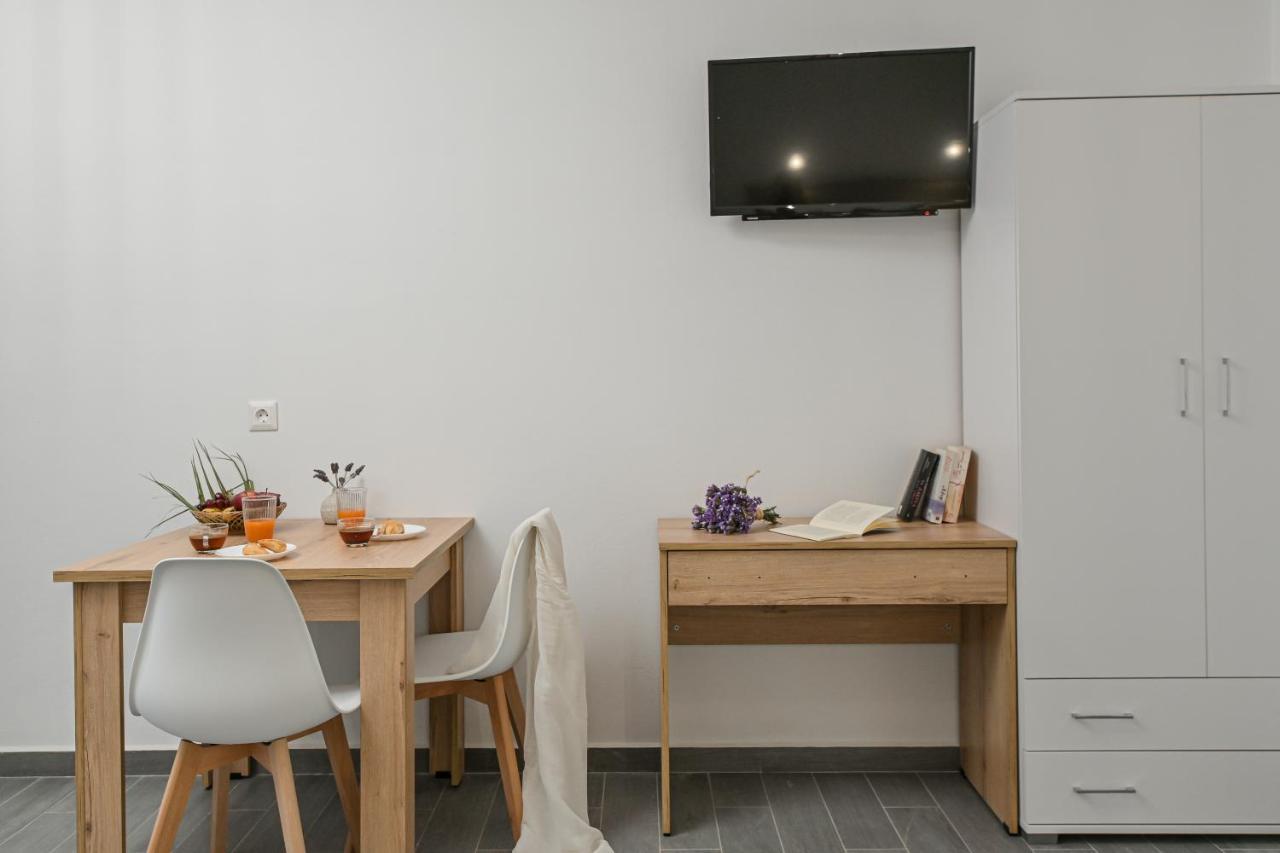 Vive Mare Plaka II Aparthotel Exteriör bild